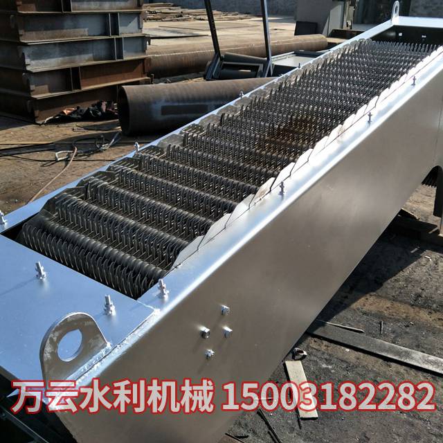 耙齿式格栅除污机 (3)